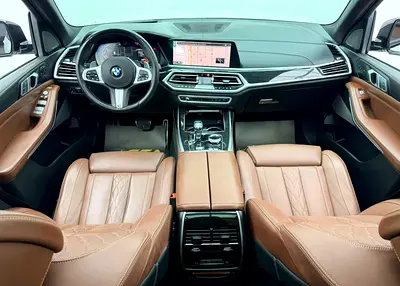 2019 BMW X7 — фото 9