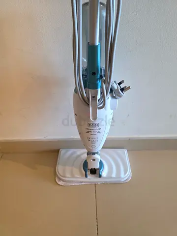 Black & Decker Steam Mop / Floor Cleaner - Perfect Working Condition