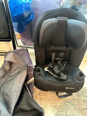 Baby car seat (infant) - gently used, black/grey