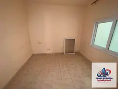 1BR in Al Bu Tina with excellent space, central AC and gas, strategic location close to services. AE