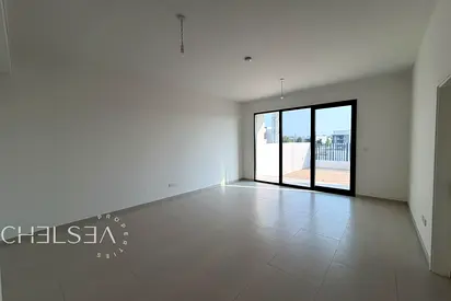 NEW & AVAILABLE | 3BR + MAID | SINGLE ROW