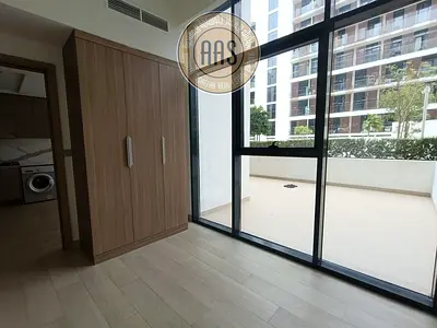 Comfortable and luxurious 1bhk with fully fitted kitchen only 75k ready to move