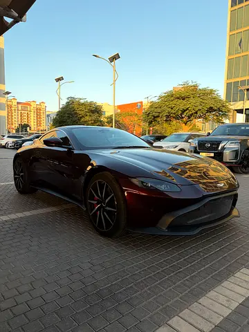 2019 Aston Martin VANTAGE — фото 3