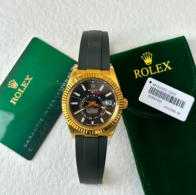 Rolex_(mens) 🚨 heavyweight🚨 Supr clone Quality  Waterproof 💯 Sapphire crystal💎 Original box 📦20