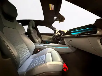 2022 AUDI E-TRON GT — миниатюра 16