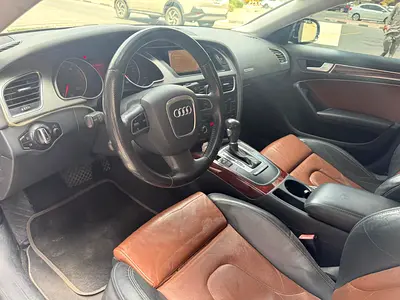 صورة 7 لـ 2010 AUDI A5