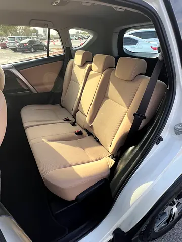 2016 Toyota RAV 4 — фото 15