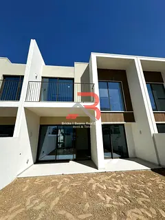 Large Layout | 3BR+Maid's Room | Single Row