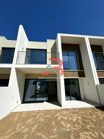 Large Layout | 3BR+Maid's Room | Single Row