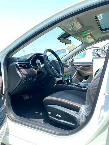 JAC J7 Sportsback, миниатюра 11