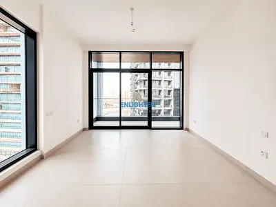 HIGH FLOOR | CONTEMPORARY LIVING| PRIME LOCATION