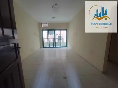 Spacious 1bhk flat with gas ready to move near to gift center only 23k