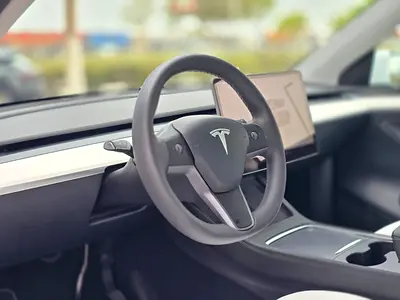 Tesla Model Y Long Range, миниатюра 11