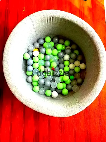 Kids Soft Ball Pit with Balls