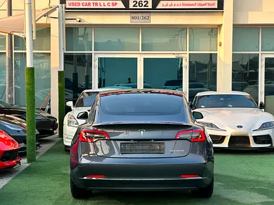 2023 Tesla MODEL 3 photo 5