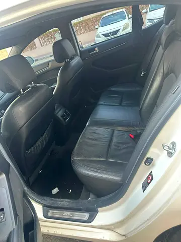 صورة 4 لـ 2011 KIA K7