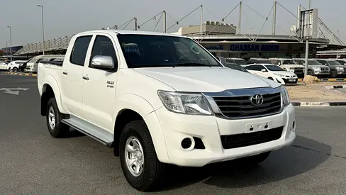 Toyota Hilux 2014 2.7L 4x4 Double Cab DLS | GCC Specs ,
