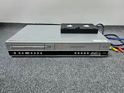Philips Vhs and DVD VCR video player perfect condition Good working