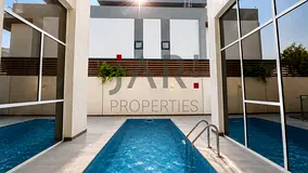 5BR Single Row Villa | Private Pool | Rooftop | Elevator