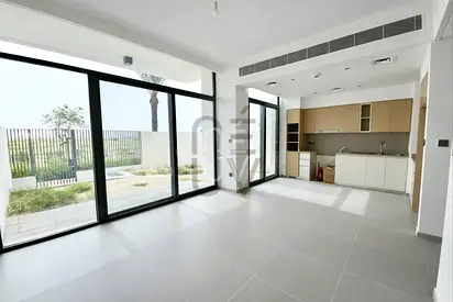 Single Row | Multiple Cheques | Unfurnished