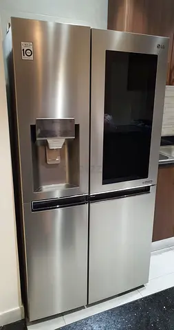LG InstaView Side By Side Fridge Freezer With Water Dispenser 💧