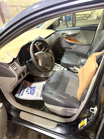 2011 Toyota COROLLA 照片 5
