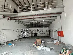 Warehouse with mezzanine for rent, suitable for all types of business activities; located on the mai