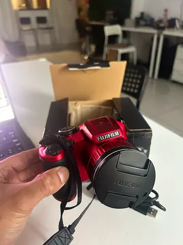 Fujifilm s4800 camera