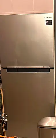 Samsung Top Freezer Refrigerator - Good Condition, 2-Door