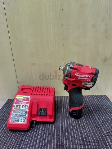 Milwaukee 2555-20 Impact Wrench M12 1/2 Brushless