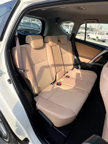 2016 Toyota RAV 4 — фото 16