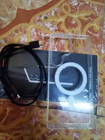Samsung Galaxy S25 Ultra Brand New with Box