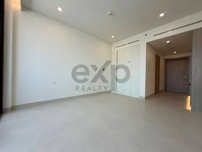 12 Cheques | Ready to Move | Sauna & Steam