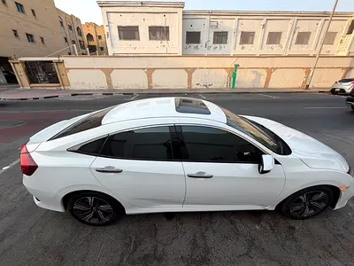 صورة 3 لـ 2021 Honda CIVIC