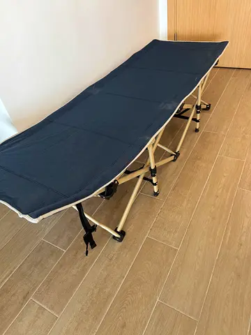 Folding camp bed