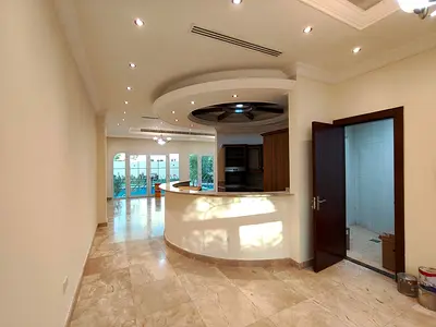 3 MASTER BEDROOM WITH PRIVATE ENTRANCE,PARKING AND FRONTYARD NEAR PARK READY TO MOVE