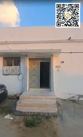 بيت مميز للبيع في الناصرية الشارقة | مساحة 2500 قدم | مقسم لقسمين ومصيون بالكامل | مؤجر بـ 48 ألف | بسعر 690 ألف