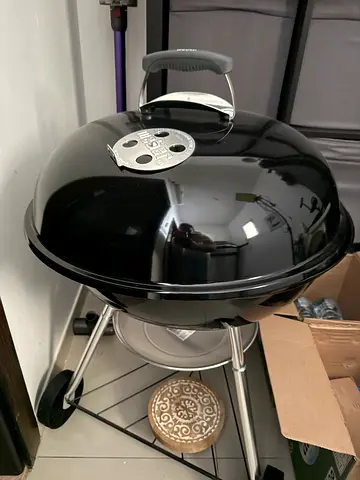 Used Compact Weber-style Charcoal Kettle Grill - Compact, never used before