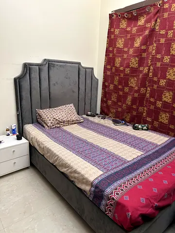 Room for family on monthly rent