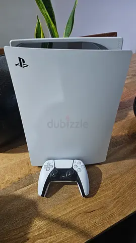 PlayStation 5 Console (Digital Edition) with DualSense Controller - Excellent Condition
