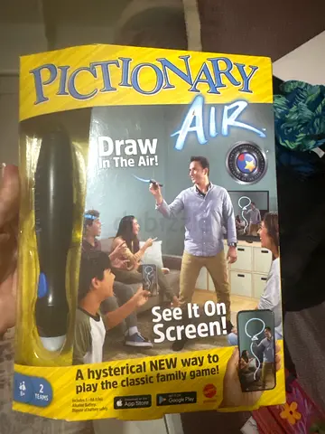 Pictionary Air Family Game