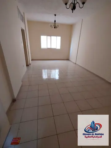 Largest studio in Al Majaz; features a separate kitchen and central air conditioning; located opposite Al Safya Park.