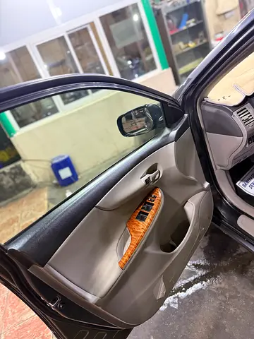 2011 Toyota COROLLA 照片 6
