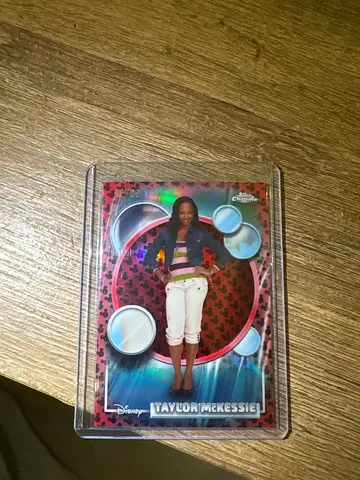 2026 Topps Chrome Disney – Taylor McKessie #187 – Mickey Mouse Red & Black Refractor /28