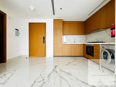WALK IN CLOSET | SPACIOUS | READY TO MOVE