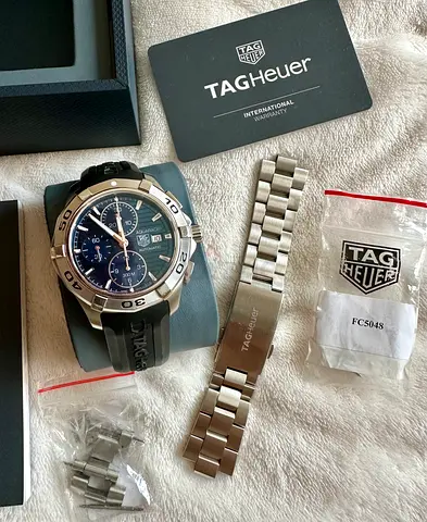 Tag Heuer Aquaracer 300
Chronograph 
Calibre 16 Automatic