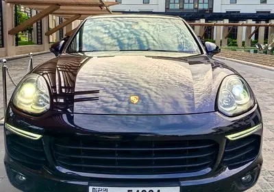 صورة 2 لـ 2015 Porsche CAYENNE