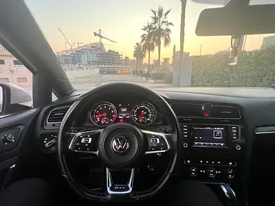 صورة 13 لـ 2015 Volkswagen GOLF GTI