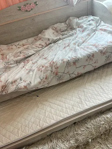 Single bed frame with mattress and floral duvet - good condition