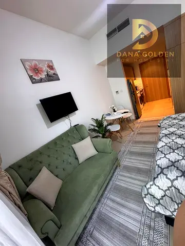 URGENT DEAL: Ultra-Chic Maryam Island Studio (Fully Furnished + Wi-Fi) – Steal It!